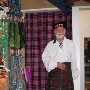 Meet your Posher, Diki